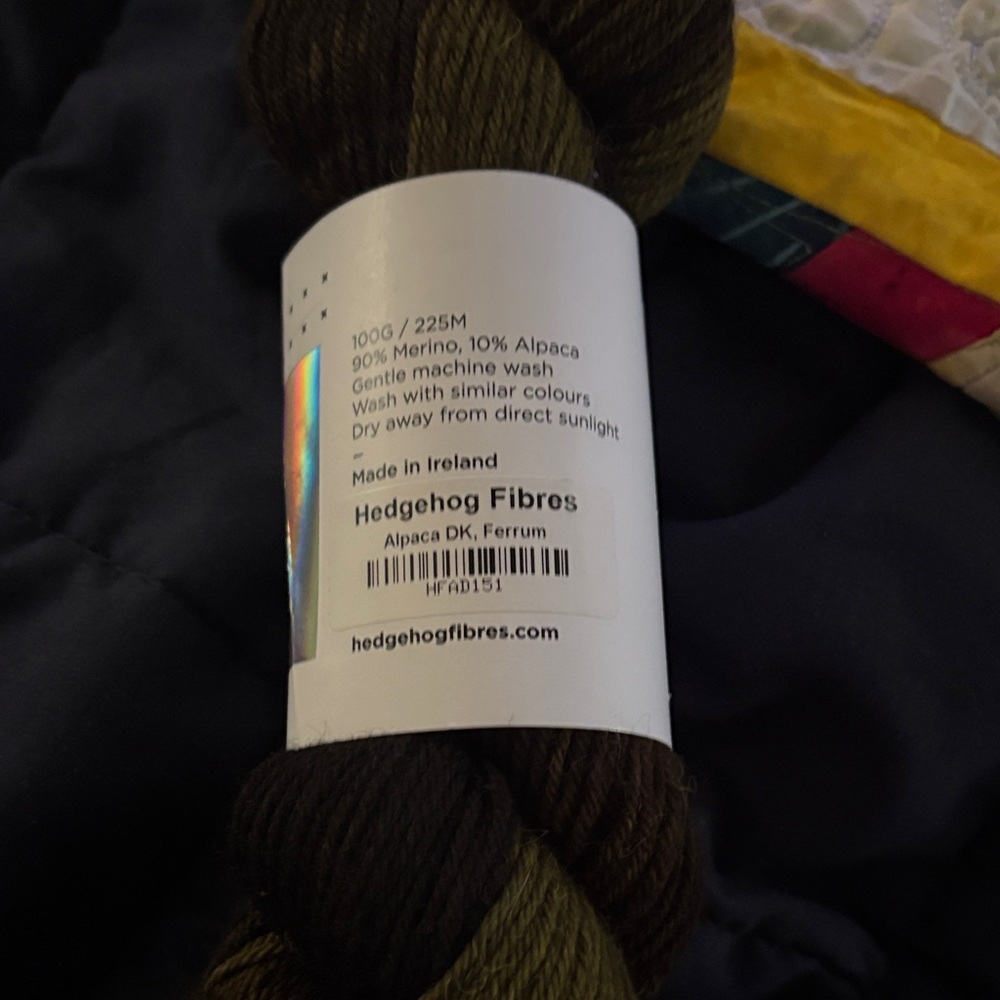 Alpaca DK Yarn - Olive Green - Picture 4 of 4